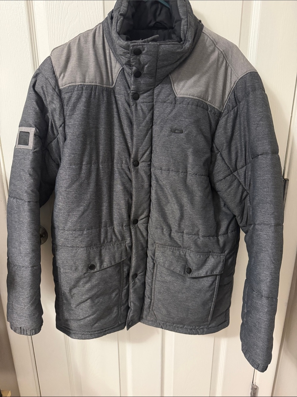 Oakley Men's Gray Quilted Puffer Jacket